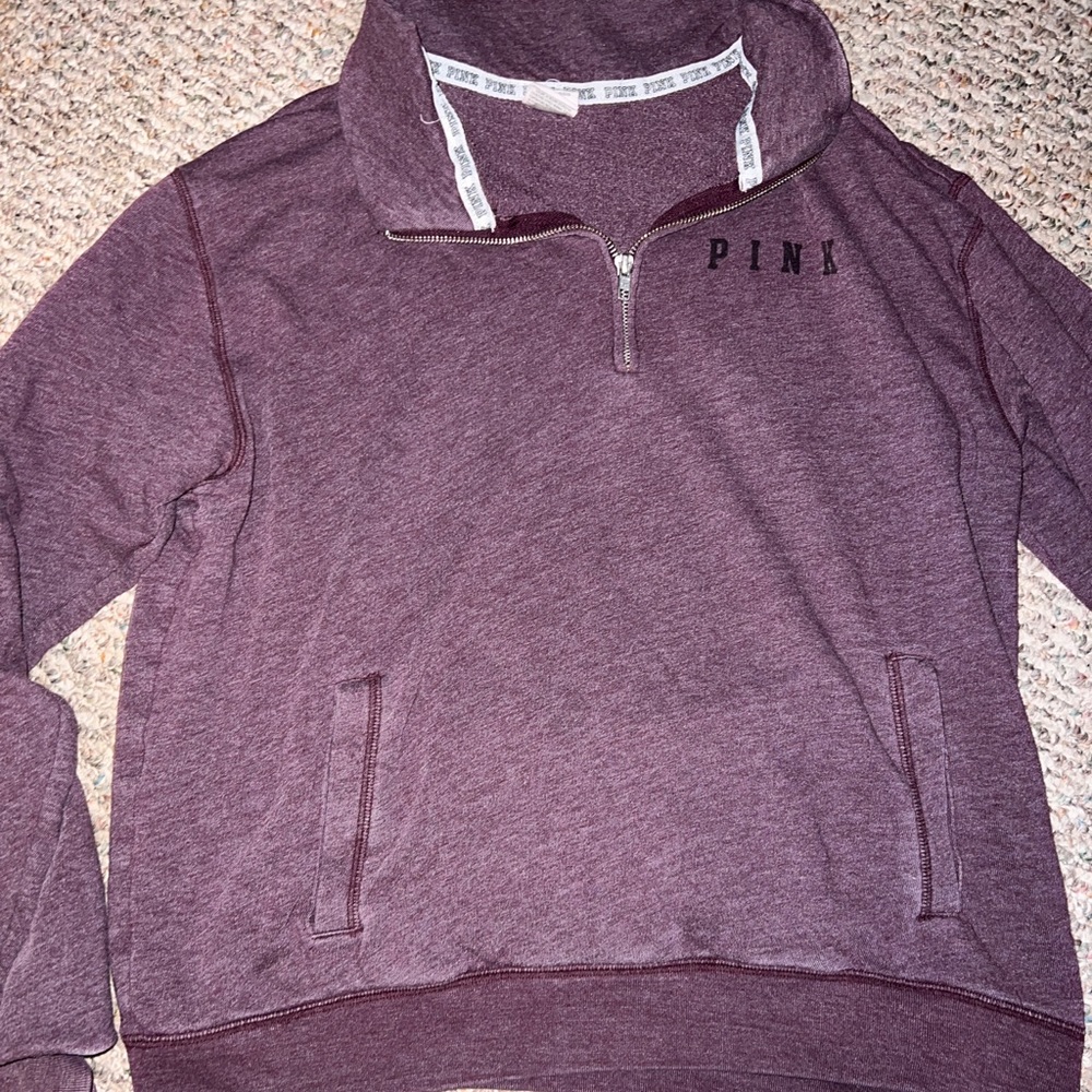 size large Pink sweatshirt